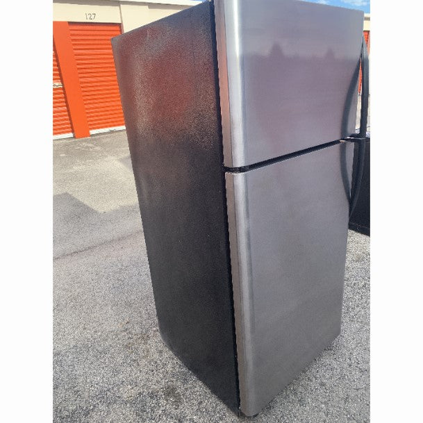 Frigidaire Stainless Steel Top and Bottom Refrigerator Frigidaire Stainless Steel Top and Bottom Refrigerator